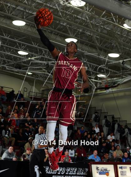 Thumbnail 1 in Alemany vs. Sierra Canyon (MaxPreps Holiday Classic) photogallery.