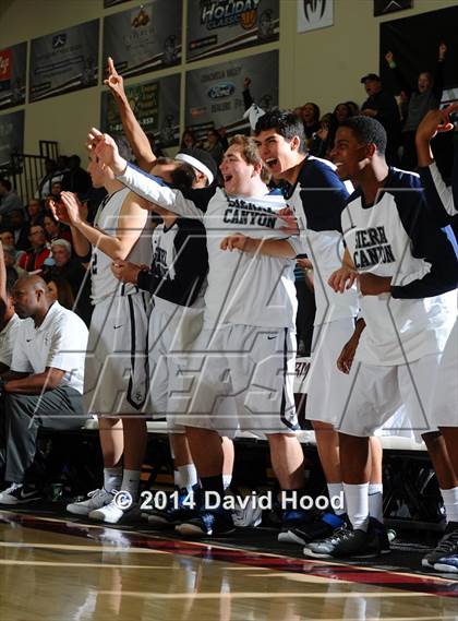 Thumbnail 3 in Alemany vs. Sierra Canyon (MaxPreps Holiday Classic) photogallery.