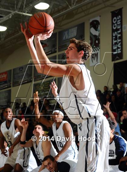 Thumbnail 2 in Alemany vs. Sierra Canyon (MaxPreps Holiday Classic) photogallery.