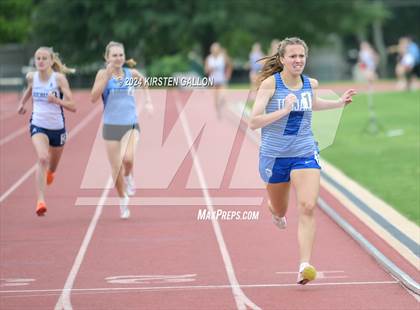 Thumbnail 3 in Southwest Preparatory Conference Championships photogallery.