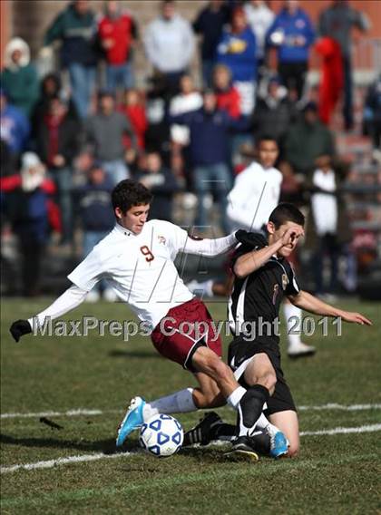 Thumbnail 2 in Pittsford Mendon vs Sayville (NYSPHSAA Class A Final) photogallery.