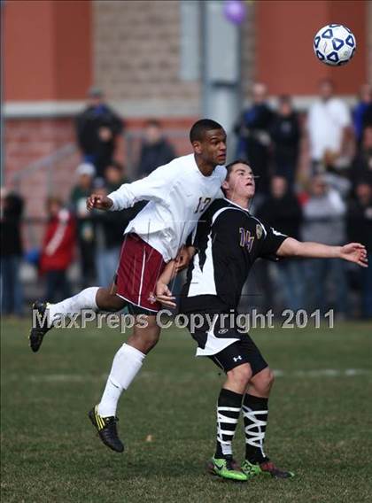 Thumbnail 2 in Pittsford Mendon vs Sayville (NYSPHSAA Class A Final) photogallery.