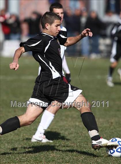 Thumbnail 2 in Pittsford Mendon vs Sayville (NYSPHSAA Class A Final) photogallery.