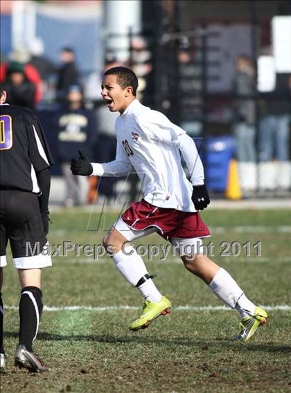 Thumbnail 2 in Pittsford Mendon vs Sayville (NYSPHSAA Class A Final) photogallery.