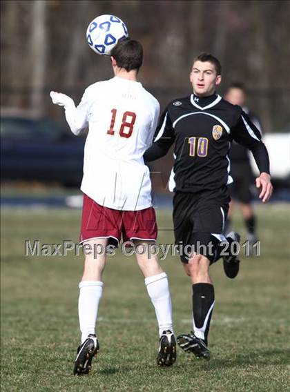 Thumbnail 3 in Pittsford Mendon vs Sayville (NYSPHSAA Class A Final) photogallery.