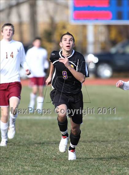 Thumbnail 3 in Pittsford Mendon vs Sayville (NYSPHSAA Class A Final) photogallery.