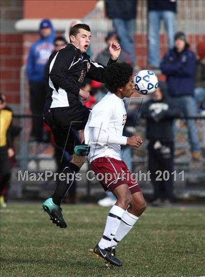 Thumbnail 2 in Pittsford Mendon vs Sayville (NYSPHSAA Class A Final) photogallery.