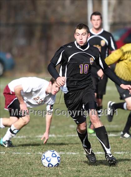 Thumbnail 2 in Pittsford Mendon vs Sayville (NYSPHSAA Class A Final) photogallery.