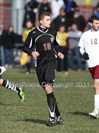 Thumbnail 2 in Pittsford Mendon vs Sayville (NYSPHSAA Class A Final) photogallery.