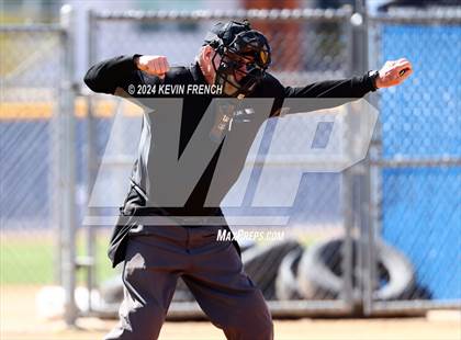 Thumbnail 3 in Regis vs Baker (Coach Bob National Invitational) photogallery.