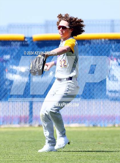 Thumbnail 3 in Regis vs Baker (Coach Bob National Invitational) photogallery.