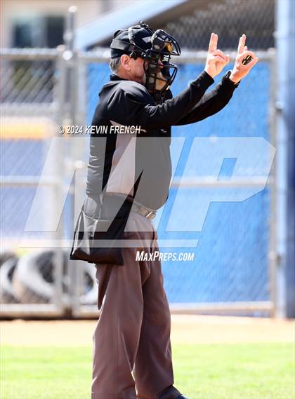 Thumbnail 3 in Regis vs Baker (Coach Bob National Invitational) photogallery.