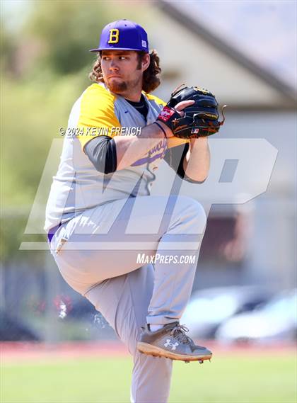 Thumbnail 2 in Regis vs Baker (Coach Bob National Invitational) photogallery.