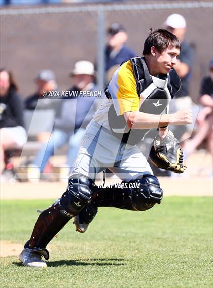 Thumbnail 3 in Regis vs Baker (Coach Bob National Invitational) photogallery.