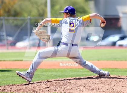 Thumbnail 2 in Regis vs Baker (Coach Bob National Invitational) photogallery.