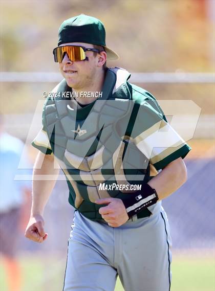 Thumbnail 1 in Regis vs Baker (Coach Bob National Invitational) photogallery.