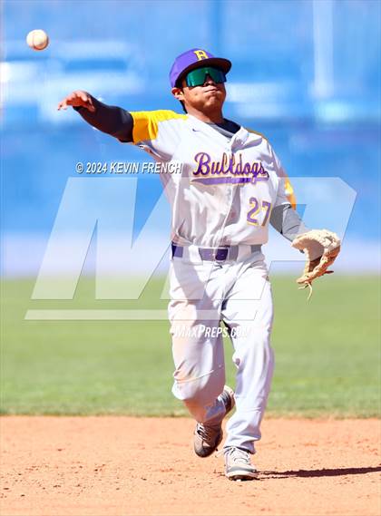 Thumbnail 1 in Regis vs Baker (Coach Bob National Invitational) photogallery.