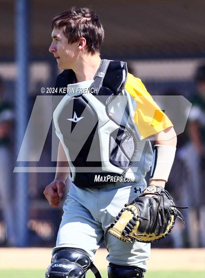Thumbnail 2 in Regis vs Baker (Coach Bob National Invitational) photogallery.