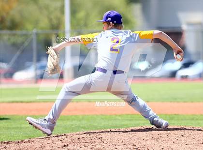 Thumbnail 1 in Regis vs Baker (Coach Bob National Invitational) photogallery.