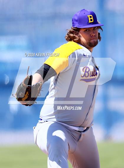 Thumbnail 3 in Regis vs Baker (Coach Bob National Invitational) photogallery.