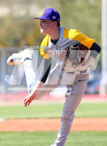 Thumbnail 2 in Regis vs Baker (Coach Bob National Invitational) photogallery.