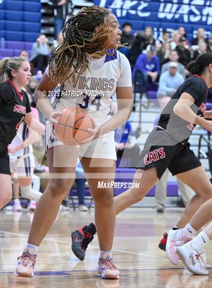 Thumbnail 3 in Lake Stevens vs. Mount Si (4A District Playoff) photogallery.