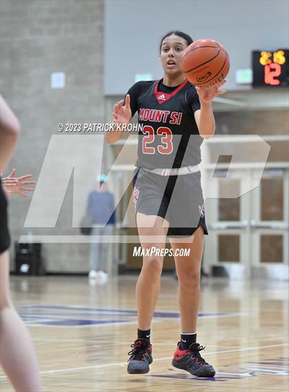 Thumbnail 1 in Lake Stevens vs. Mount Si (4A District Playoff) photogallery.