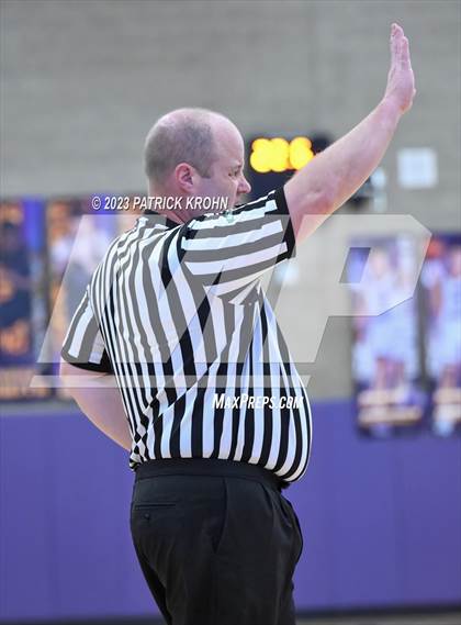 Thumbnail 2 in Lake Stevens vs. Mount Si (4A District Playoff) photogallery.