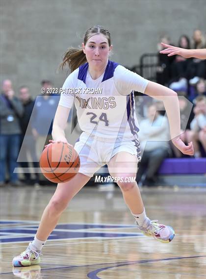 Thumbnail 2 in Lake Stevens vs. Mount Si (4A District Playoff) photogallery.