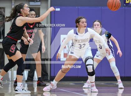 Thumbnail 3 in Lake Stevens vs. Mount Si (4A District Playoff) photogallery.