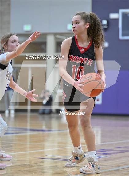 Thumbnail 1 in Lake Stevens vs. Mount Si (4A District Playoff) photogallery.
