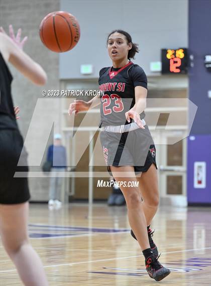 Thumbnail 2 in Lake Stevens vs. Mount Si (4A District Playoff) photogallery.
