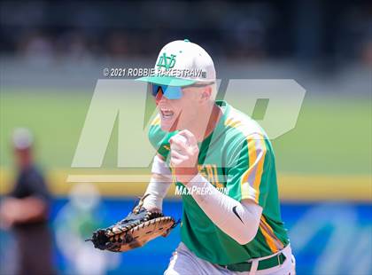 Thumbnail 1 in New Deal vs. Garrison (UIL 2A Final) photogallery.