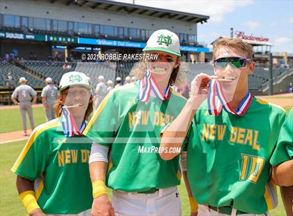 Thumbnail 2 in New Deal vs. Garrison (UIL 2A Final) photogallery.