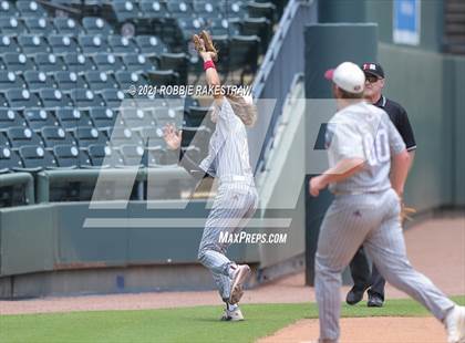 Thumbnail 2 in New Deal vs. Garrison (UIL 2A Final) photogallery.