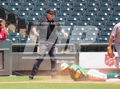 Thumbnail 3 in New Deal vs. Garrison (UIL 2A Final) photogallery.