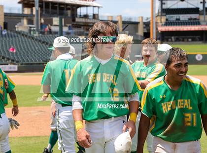 Thumbnail 3 in New Deal vs. Garrison (UIL 2A Final) photogallery.