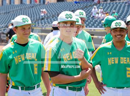 Thumbnail 2 in New Deal vs. Garrison (UIL 2A Final) photogallery.