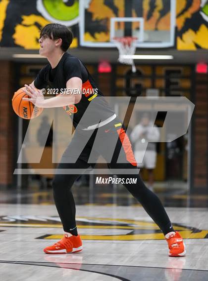 Thumbnail 1 in Corona del Sol vs. Valley Vista photogallery.