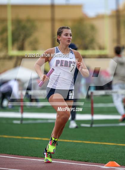Thumbnail 2 in Devon Allen Invitational  (4X800 Relay) photogallery.
