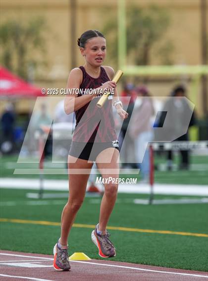 Thumbnail 2 in Devon Allen Invitational  (4X800 Relay) photogallery.