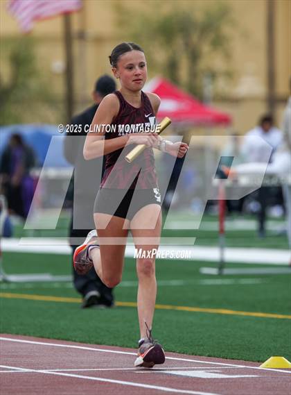 Thumbnail 3 in Devon Allen Invitational  (4X800 Relay) photogallery.