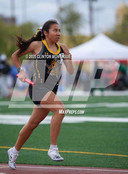 Thumbnail 2 in Devon Allen Invitational  (4X800 Relay) photogallery.