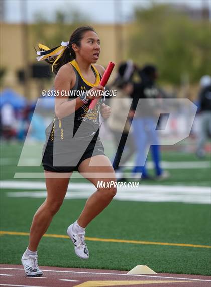 Thumbnail 3 in Devon Allen Invitational  (4X800 Relay) photogallery.