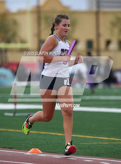 Thumbnail 1 in Devon Allen Invitational  (4X800 Relay) photogallery.