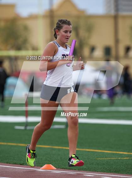 Thumbnail 3 in Devon Allen Invitational  (4X800 Relay) photogallery.