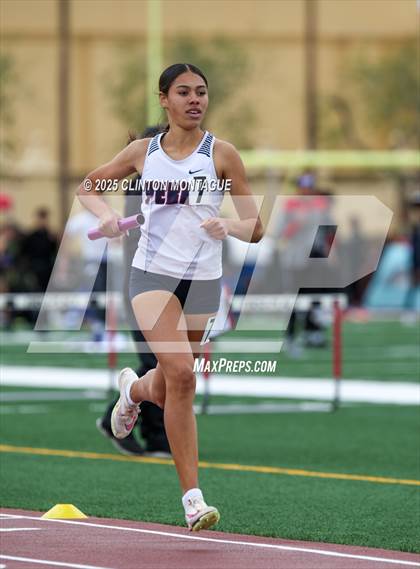Thumbnail 3 in Devon Allen Invitational  (4X800 Relay) photogallery.