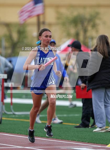 Thumbnail 3 in Devon Allen Invitational  (4X800 Relay) photogallery.