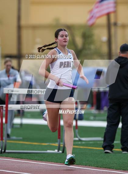 Thumbnail 3 in Devon Allen Invitational  (4X800 Relay) photogallery.