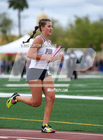 Thumbnail 3 in Devon Allen Invitational  (4X800 Relay) photogallery.